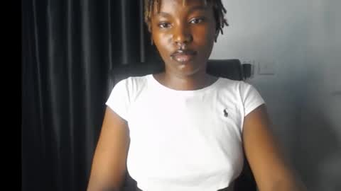Snapshot of sexy_juicypussy0 chatting on 13, 9, 2025 Jasmine online show from 13, 9, 2025