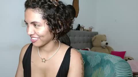 Snapshot of sexy_lia_latina chatting on 25, 5, 2026 Celeste online show from 25, 5, 2026