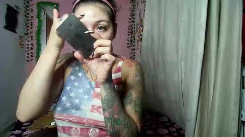 sexy lolas online show from 20, 12, 2025