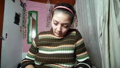 sexy lolas online show from 17, 1, 2026