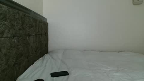 Snapshot of sexy_malyn chatting on 17, 11, 2025 Shasha Money online show from 17, 11, 2025