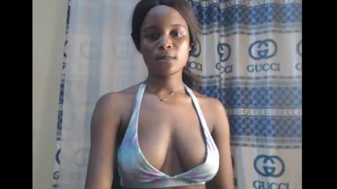 Snapshot of sexy_mariax chatting on 13, 12, 2024 Debby online show from 13, 12, 2024