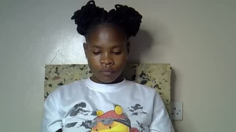 Molyne online show from 23, 3, 2026