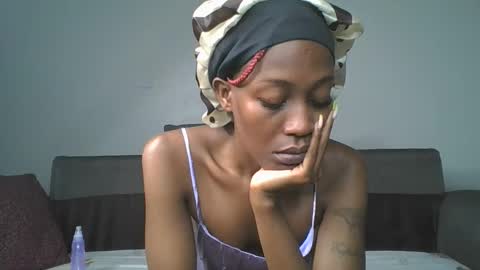 Snapshot of sexy_momah chatting on 23, 5, 2026 SEXY MOMAH online show from 23, 5, 2026