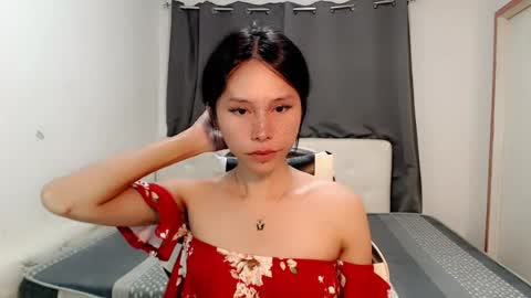 Snapshot of sexy_shanee chatting on 19, 7, 2026 shane online show from 19, 7, 2026