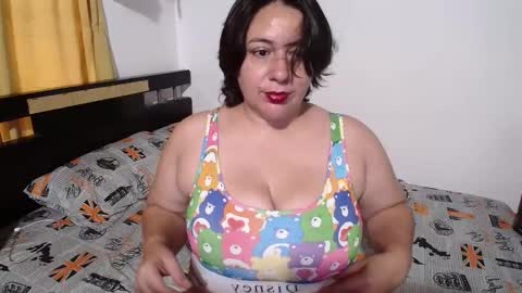 Snapshot of sexy_ticki chatting on 12, 5, 2026 janel online show from 12, 5, 2026