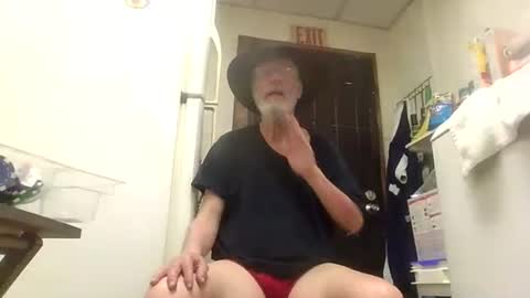 Daddy online show from 15, 4, 2026