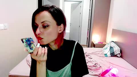 Mandy Green online show from 18, 12, 2024