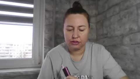 Olivia online show from 2, 12, 2025