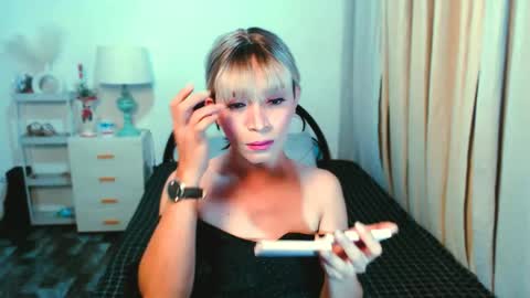 Snapshot of sexy_yllona chatting on 5, 5, 2026 sexy_yllona online show from 5, 5, 2026