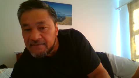 Dee online show from 4, 12, 2025