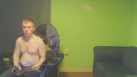 Snapshot of sexyass70 chatting on 3, 8, 2026 sexyass72 online show from 3, 8, 2026