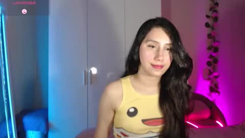 Snapshot of sexyasstime_1718 chatting on 18, 12, 2025 Alice online show from 18, 12, 2025