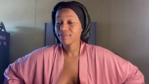 sexyasszeeee online show from 3, 10, 2025