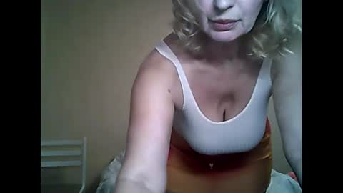Snapshot of sexybabyforyou chatting on 5, 1, 2025 sexybabyforyou online show from 5, 1, 2025