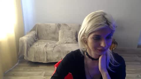 sexybeatriice online show from 23, 3, 2026