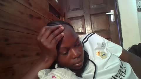 Sexybilha483 online show from 31, 1, 2025