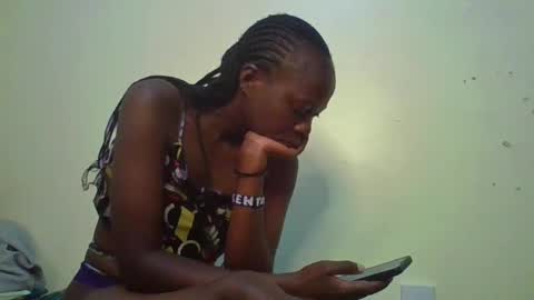 Sexybilha483 online show from 26, 2, 2025