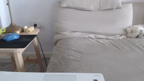 Sexyblonde4u58 online show from 26, 9, 2025