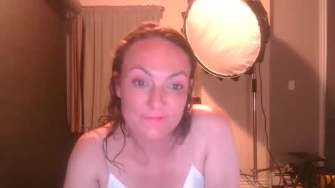 sexybriiiixoxox online show from 5, 5, 2026