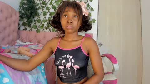 Snapshot of sexybrunnetem chatting on 27, 12, 2024 sofia online show from 27, 12, 2024