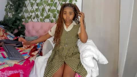 Snapshot of sexybrunnetem chatting on 23, 2, 2025 sofia online show from 23, 2, 2025