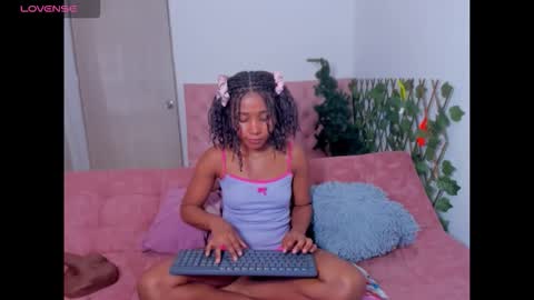 Snapshot of sexybrunnetem chatting on 14, 2, 2026 sofia online show from 14, 2, 2026