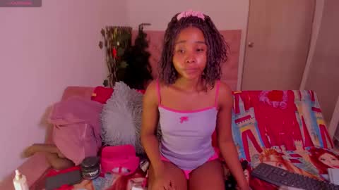 Snapshot of sexybrunnetem chatting on 17, 2, 2026 sofia online show from 17, 2, 2026