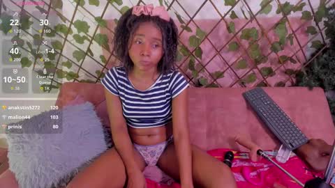 Snapshot of sexybrunnetem chatting on 2, 3, 2026 sofia online show from 2, 3, 2026