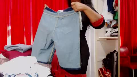 sexybustyboobs online show from 12, 3, 2025