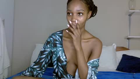Snapshot of sexycarll9 chatting on 16, 6, 2026 Britney online show from 16, 6, 2026