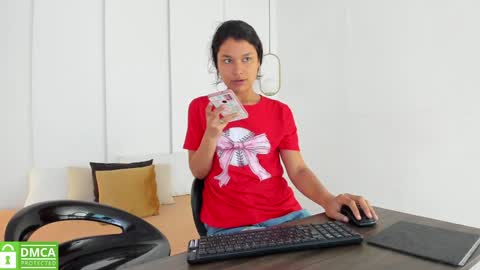 chanell and yina online show from 29, 1, 2025