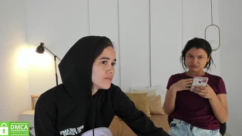 chanell and yina online show from 3, 2, 2025