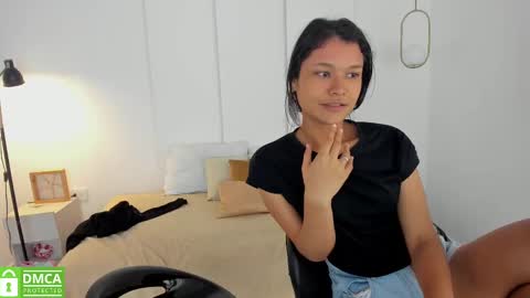 chanell and yina online show from 18, 2, 2025