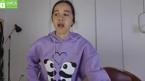 chanell and yina online show from 28, 3, 2026