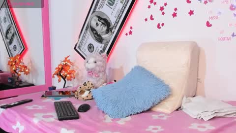 sexycharlottesamantha online show from 31, 1, 2025