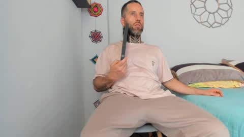 Antonioylola online show from 22, 2, 2025