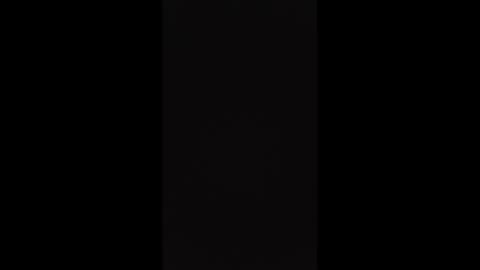 Sexy couple with a squirting lady online show from 17, 4, 2026