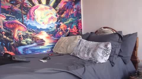 Mike online show from 10, 9, 2025