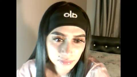 sexydiva02 online show from 4, 12, 2025