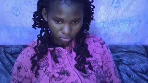 Snapshot of sexydoll002 chatting on 11, 9, 2025 sexydoll002 online show from 11, 9, 2025