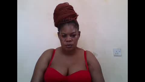 Snapshot of sexydove2 chatting on 22, 1, 2025 EMILY online show from 22, 1, 2025