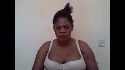 Snapshot of sexydove2 chatting on 30, 1, 2025 EMILY online show from 30, 1, 2025