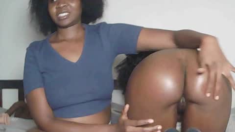 Snapshot of sexyebony283378 chatting on 1, 5, 2026 sexyebony283378 online show from 1, 5, 2026