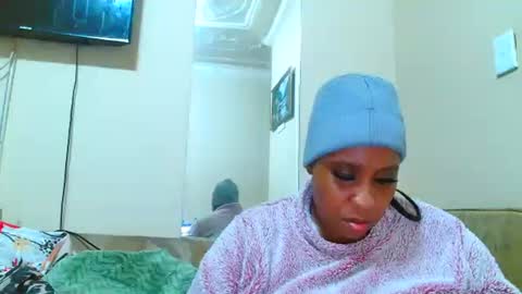 sexyebonylove89 online show from 27, 4, 2026