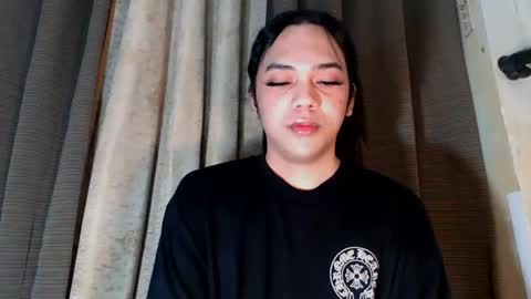 Snapshot of sexygoddess_tyra chatting on 17, 5, 2026 TYRA 3 online show from 17, 5, 2026
