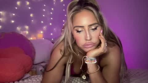 Ashley Love online show from 11, 1, 2025