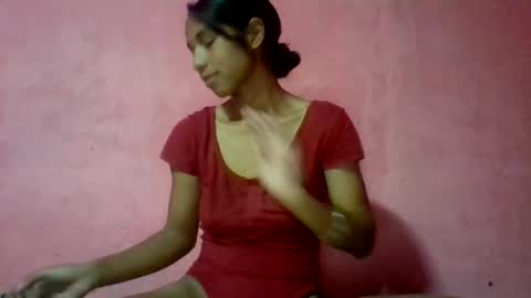 sexyjolie586 online show from 11, 6, 2026