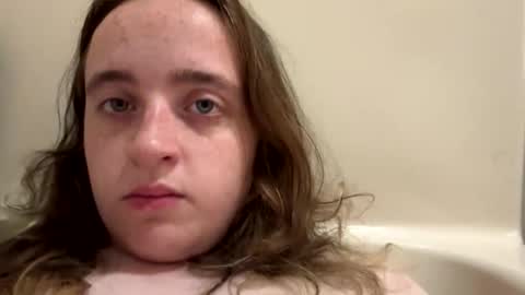 Snapshot of sexykitten2519535 chatting on 25, 10, 2025 sexykitten2519535 online show from 25, 10, 2025