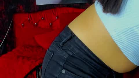 Snapshot of sexylaurita4u chatting on 22, 12, 2024 laura online show from 22, 12, 2024